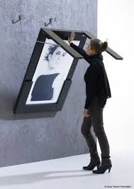Table Folds Up Into Picture Frame When Not In Use Make In 2020 Picture Frame Decor Picture Table Home Diy
