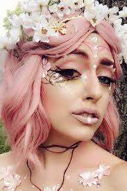 There are various hairstyles for short hair, and all of them are considered to be chic today. 40 Fancy Halloween Hairstyles For Short Hair Lovehairstyles Com Short Hair Styles Halloween Hair Fairy Hair