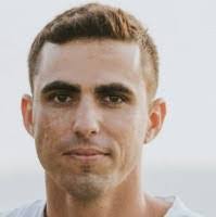 Dan Davidovich's Instagram, Twitter & Facebook