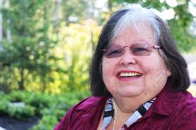 Elders-in-residence help Indigenous people feel more at home in hospitals