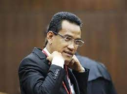 Keahlian refly harun dalam hukum tata negara tak sekadar teori di kampus, tapi praktik juga ia buktikan di lapangan. Dicopot Dari Komut Pelindo I Refly Harun Terima Kasih Erick