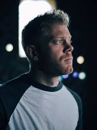 Erik Engstrom's Instagram, Twitter & Facebook