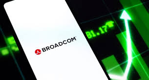 Reasons to Buy Broadcom Stock