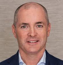 Marina Duff's Instagram, Twitter & Facebook