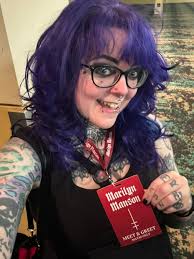 Tomorrow is are day CHICAGO 🏙️ im going to the meet & greet by myself ,  I'm nervous but if you see me HEY! Im friendly , with a neck tattoo that's