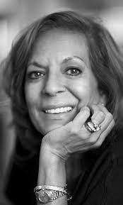 Anna Nicholas's Instagram, Twitter & Facebook