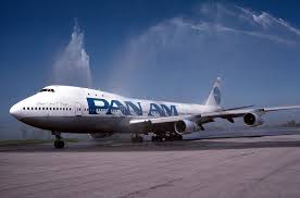 Pan Am Boeing 747 121 N747pa Clipper Juan T Trippe Receiving A Water Cannon Salute As It Departs New York Jfk For The Final Time On Boeing 747 Boeing Pan Am
