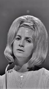 Skeeter Davis — The End of the World ❤️‍🩹, #skeeterdavis #theendoftheworld  #endoftheworld #vintage #vintageaesthetic #vintagestyle #vintageaesthetics  #oldmusic #60s #1960s #60sretro #60smusic ...