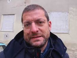 Il parlamentare del pd andrea romano si sarebbe rivolto alla presidente della commissione giustizia (m5s) dicendole che non avrebbe dovuto presiedere i lavori perché incinta. Livorno Politiche 2018 Andrea Romano Pd Risponde A Giulio La Rosa M5s Youtube