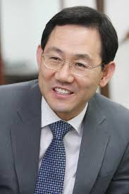 서울=뉴시스 서울=뉴시스 박미영 기자 = 4선의 김기현 국민의힘 의원이 원내대표에 당선됐다.김 의원은 30일 열린 국민의힘 의원총회에서 거여(巨與)인 더불어민주당과의 국회 협상 테이블에 앉게 될. ì£¼í˜¸ì˜ ìœ„í‚¤ë°±ê³¼ ìš°ë¦¬ ëª¨ë'ì˜ ë°±ê³¼ì‚¬ì „