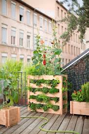 Mur Vegetal Balcon Recherche Google En 2020 Jardin En Hauteur Potager Vertical Potager