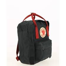 Sac à dos fjallraven kanken nouveau avec des balises d'origine, disponibles dans des capacités variables. Sac A Dos Fjallraven Kanken Mini Black Ox Red 29 H X 20 L X 13 E Cm Noir Achat Vente Sac A Dos 7392158773848 Soldes Sur Cdiscount Des Le 20 Janvier Cdiscount