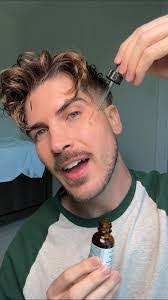 Ginger Dasher's Instagram, Twitter & Facebook