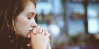 Um breve guia para saber como rezar