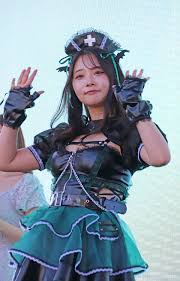 二葉エマ - Wikipedia