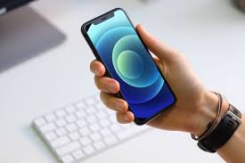 Telechargez Les Fonds D Ecran Iphone 12 Pour Iphone Et Ipad Avec fond d'écran animé, vous pouvez profiter de superbes animations sur votre écran de verrouillage. telechargez les fonds d ecran iphone 12