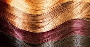 Belilah peralatan pemutih rambut, pewarna… 7 Tips Mudah Mengecat Rambut Sendiri Untuk Pemula Updated 2021 Bukareview
