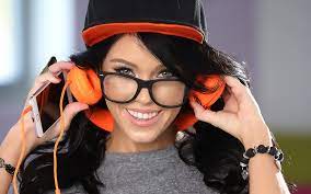 Wallpaper : Megan Rain, women with glasses, pornstar, headphones, brunette  1680x1050 - 404011xz - 1146942 - HD Wallpapers - WallHere