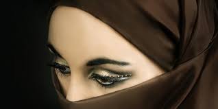 35 Kata Mutiara Wanita Tegar & Berpendirian, Menguatkan Hati | merdeka.com