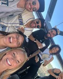 Brenna Woods (@brenna_woods) • Instagram photos and videos