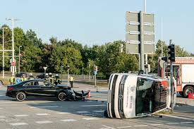 Erhalte immer die aktuellsten, regionalen nachrichten aus kiel auf meinestadt.de. Kieler Nachrichten Sur Twitter Schwerer Unfall Auf Dem Ostring In Kiel Es Kommt Zu Massiven Verkehrsbehinderungen Https T Co 35tchpmm6w