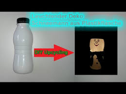 Maybe you would like to learn more about one of these? Leucht Schneemann Aus Plastikbecher Plastikflasche Selber Machen Diy Deko Zu Weihnachten Basteln
