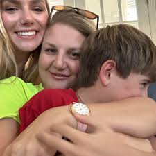 Can anyone possibly tell me what the most reliable laptop would be that  matches this criteria please? I appreciate any help, single parent  (teacher) with 4 kids at home. So I need