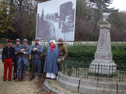 Parcours Du Front 1917 En Camion Ancien Dion Bouton 1 200 Kilometres Sur Des Roues A Bandages Au Point Bataille De Verdun Champ De Bataille La Grande Guerre