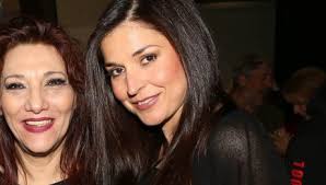 Η βαλέρια κουρούπη κάνει yoga και γενικότερα γυμναστική, με αποτέλεσμα να έχει δημιουργήσει γερούς κοιλιακούς και μάλιστα, φαίνεται να είναι καλύτερα από ποτέ! Baleria Koyroyph Star Gr