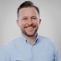 Jesse Wills's Instagram, Twitter & Facebook