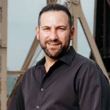 Top 30 HR Influencers Worth Following in 2025