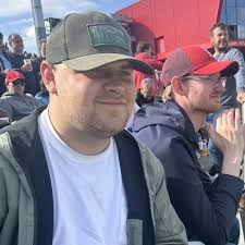 Stream Oscar Coates music