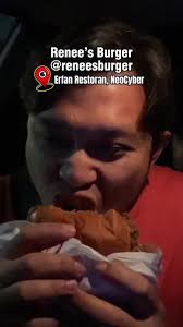 Smashed Burger ug sedap, owner baik. Pergi support @Renee’s Burger kalau  berdekatan!