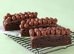Rasa manis dan cokelat pada bolu semakin terasa dengan tambahan susu bubuk milo. Resep Bolu Kukus Milo Enak Ini Lembut Dan Anti Gagal Semua Halaman Sajian Sedap