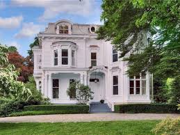 1907 Historic Home In Mobile Alabama Captivating Houses In 2020 Octagon House Gorgeous Houses Historic Homes For Sale