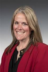 Melissa March's Instagram, Twitter & Facebook