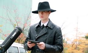 But so far, he has only confirmed one relationship publicly. Lee Dong Wook Shares His Thoughts About His Signature Look In Goblin And His Bromance With Gong Yoo