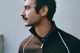 Les essentiels de Kotn offerts à Montréal