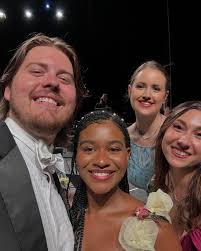 What did you do last night, Doug?” “Oh, nothing much, just sang operetta  for a packed house with Thomas Hampson” 😂 to say last night checked off a  lot of bucket list