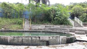 Kolam air panas new zealand dipanasi secara alami oleh bumi. Mohd Faiz Bin Abdul Manan Kolam Air Panas Selayang