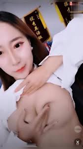 火爆全网的美乳英语老师01 - EPORNER