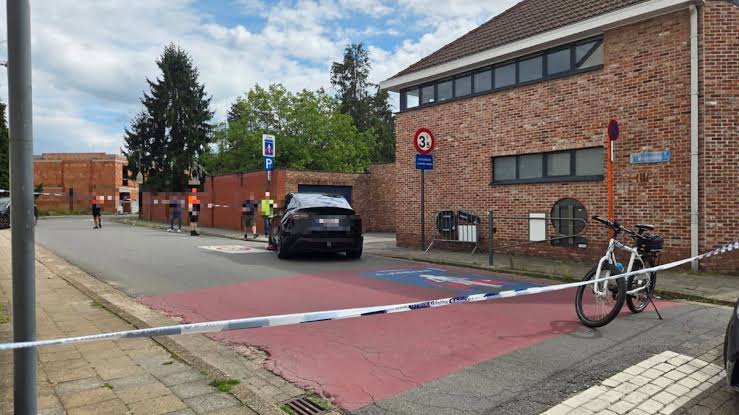 Eén persoon kritiek bij uit de hand gelopen verkeersagressie in Turnhout: twee  personen opgepakt | Regio | HLN.be