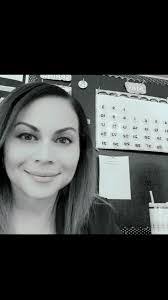 Amanda Batista's Instagram, Twitter & Facebook