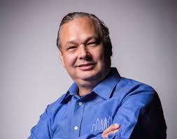 Bruce Bateman's Instagram, Twitter & Facebook