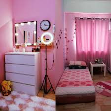 Deco bilik tidur utama simple. Idea Dekorasi Bilik Tidur Tanpa Guna Katil Giler Deco
