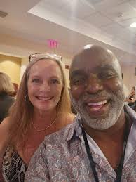 We are Family! I got all my brothers and sisters and me! 🤣