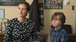 Anders als thematisch ähnlich gelagerte filme hat die jury wunder weder als rührselig noch als manipulativ empfunden. Film Kritik Trailer Wunder Im Kino Diese Entsetzten Blicke Augsburger Allgemeine