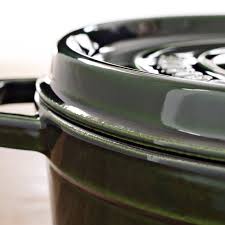 Oct 29, 2019 · breville's expert designers have streamlined life in the kitchen by creating the world's best countertop oven. Staub Enameled Cast Iron Round Dutch Oven Williams Sonoma