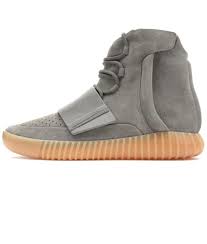 The toe is a bit dented at the front (maybe from shipping) but it's really not noticeable unless you're down. 1 1 Fake High Quality Replica Yeezys On Line Luxury Trade Club