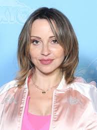 Strong Family History: Last Name Origin & Meaning